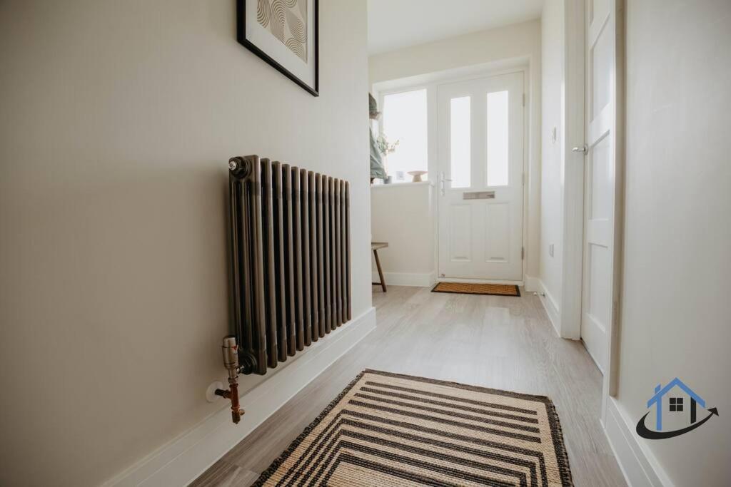 Palmer House Ground Floor With Garden Near Castle And Legoland ويندسور المظهر الخارجي الصورة