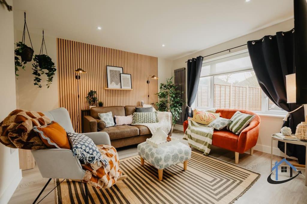 Palmer House Ground Floor With Garden Near Castle And Legoland ويندسور المظهر الخارجي الصورة