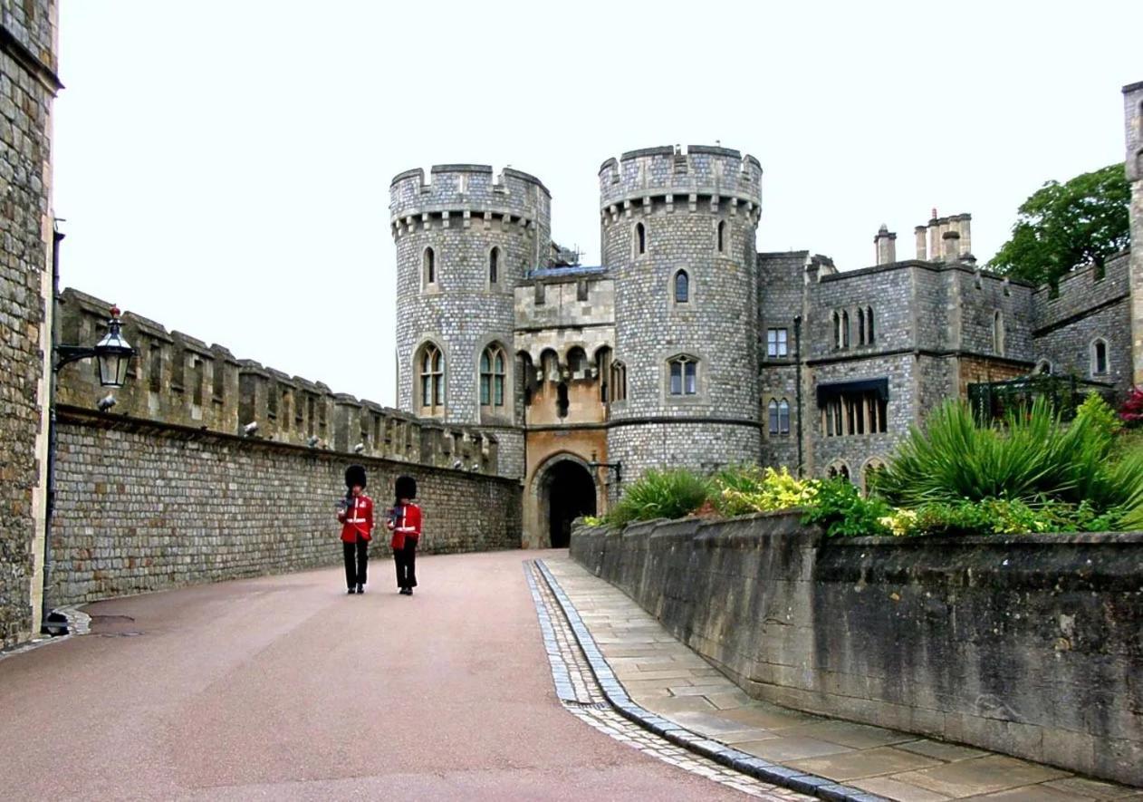 Palmer House Ground Floor With Garden Near Castle And Legoland ويندسور المظهر الخارجي الصورة